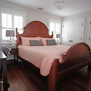 villa-carriage-house-b-at-hamilton.top-hotels-in-savannah.com/